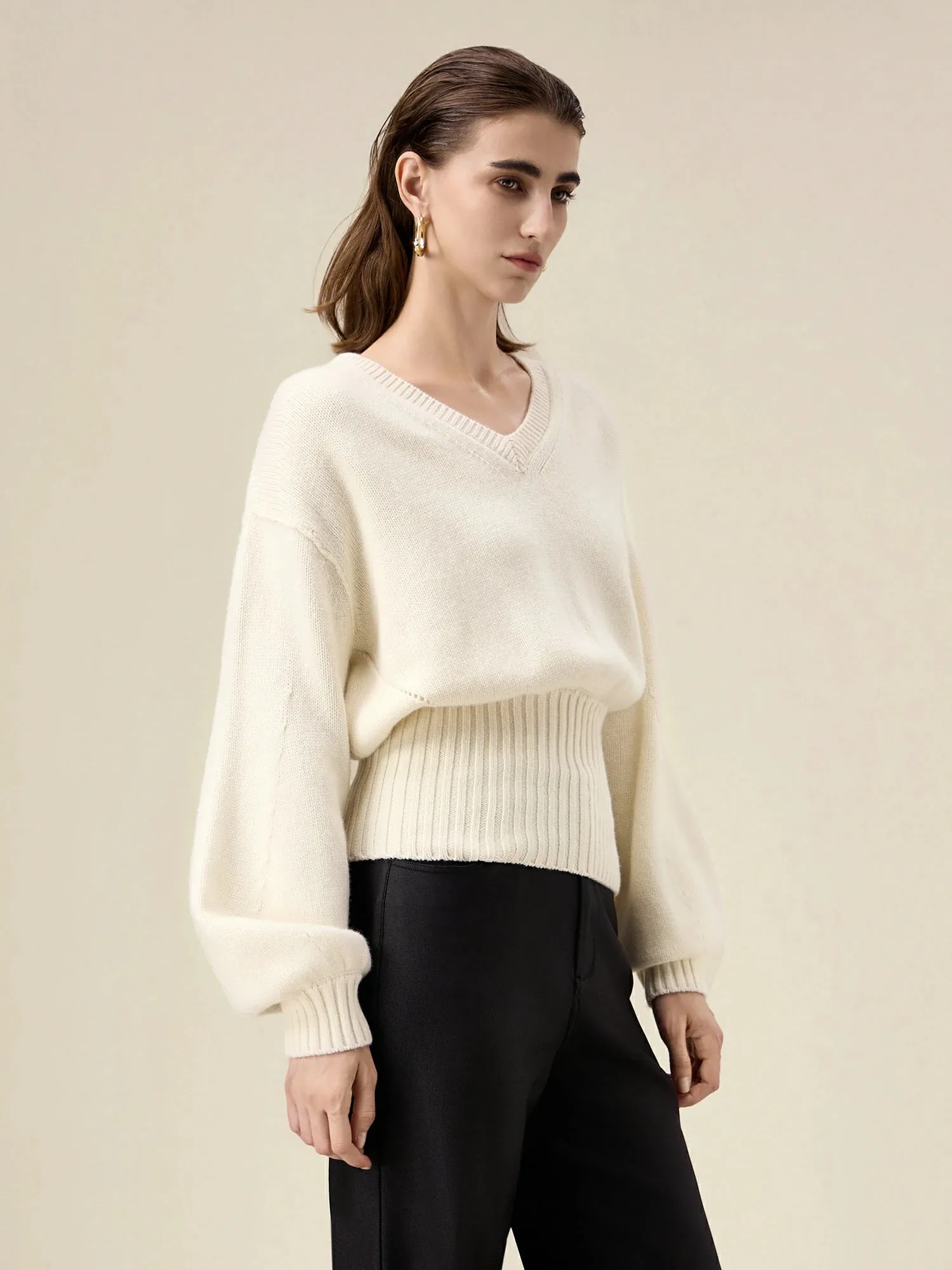 Amoretu Wool Lantern Sleeve Waist Cinching Sweater